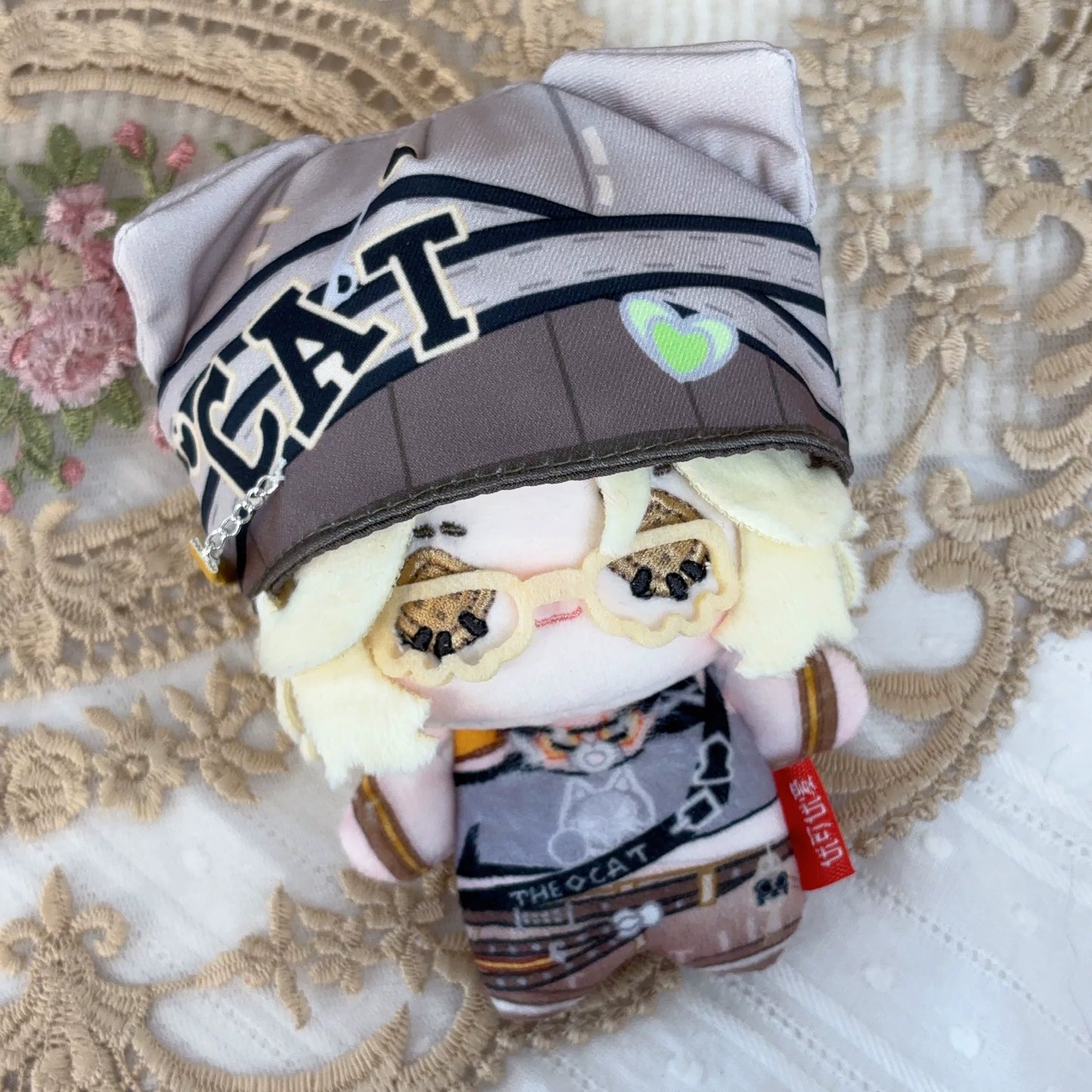 Azuiblc Identity V 第五人格 幻灯師 アマンダ・ゲイティス Amanda Gaddis 10cm ぬいぐるみ|帽子着脱可