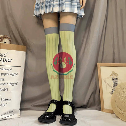 [azuiblc] 原神 スカーク オーバーニーソックス 鬼滅の刃　60cm ニーハイ ストライプ柄 コーヒー色 コスプレ小物 コスプレ 道具 小物 薄手 渋谷 原宿系 JK ロリータ 夏 アニメ 女の子 - Azuiblc