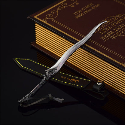 Azuiblc スカイリム Skyrim V 黒檀のダガー＋革 21cm 短剣 武器 グッズ ドラゴンボーン ドヴァーキン 刀掛台付き ジ・エルダー・スクロールズ・ファイブ・スカイリム 飾り 装備品 道具 合金製 武器モデル 観賞用 置物 ミニチュア 小道具 コレクション 道具 小物 - Azuiblc