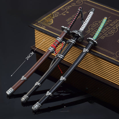 Azuiblc　隻狼/セキロ 楔丸 直刃の刀 不死斬り 黒の不死斬り 片鎌十文字槍　26cm　 剣聖 葦名一心　武器　工芸品　ミニチュア　1/6スケール　ダイキャスト製　おもちゃ　武器レプリカ　卓上装備品　イベント　武器モデル　塗装済み可動フィギュア - Azuiblc